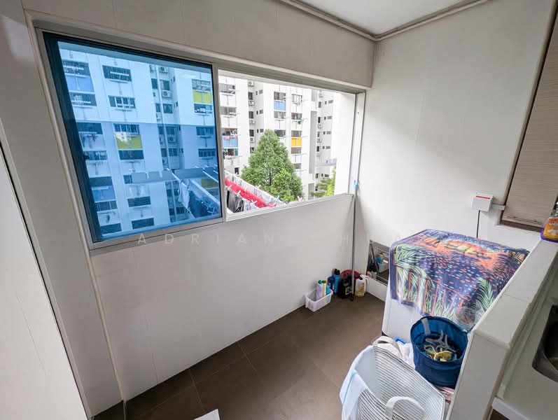 536 Ang Mo Kio Avenue 10, 536 Ang Mo Kio Avenue 10, 2 Bedrooms, 882 sqft, HDB Flat For Sale, by Adrian Chua, 500102805 - Service yard - PropertyGuru.com.sg