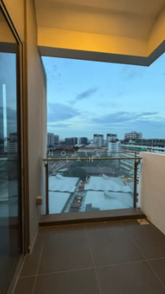 Kovan Regency, 38 Kovan Rise, 1 Bedroom, 560 sqft, Condominium For Sale, by Noelle Tan, 500102814 - Balcony - PropertyGuru.com.sg