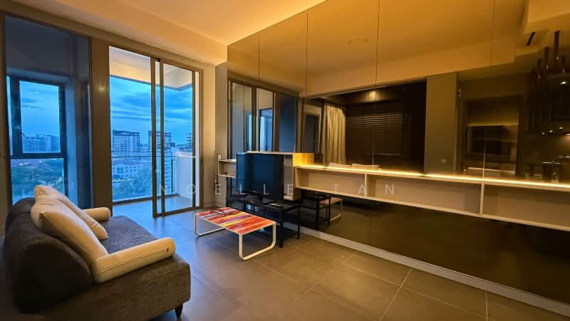 Kovan Regency, 38 Kovan Rise, 1 Bedroom, 560 sqft, Condominium For Sale, by Noelle Tan, 500102814 - Living Room - PropertyGuru.com.sg