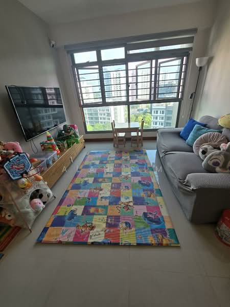 314A Punggol Way, 314A Punggol Way, 3 Bedrooms, 1,001 sqft, HDB Flat For Sale, by Alan Sim, 500102816 - Living Room - PropertyGuru.com.sg