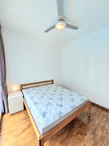 The Tampines Trilliant, 17 Tampines Central 7, 3 Bedrooms, 1,012 sqft, Executive Condominium For Sale, by Adam Tng, 500102820 - Master Bedroom - PropertyGuru.com.sg