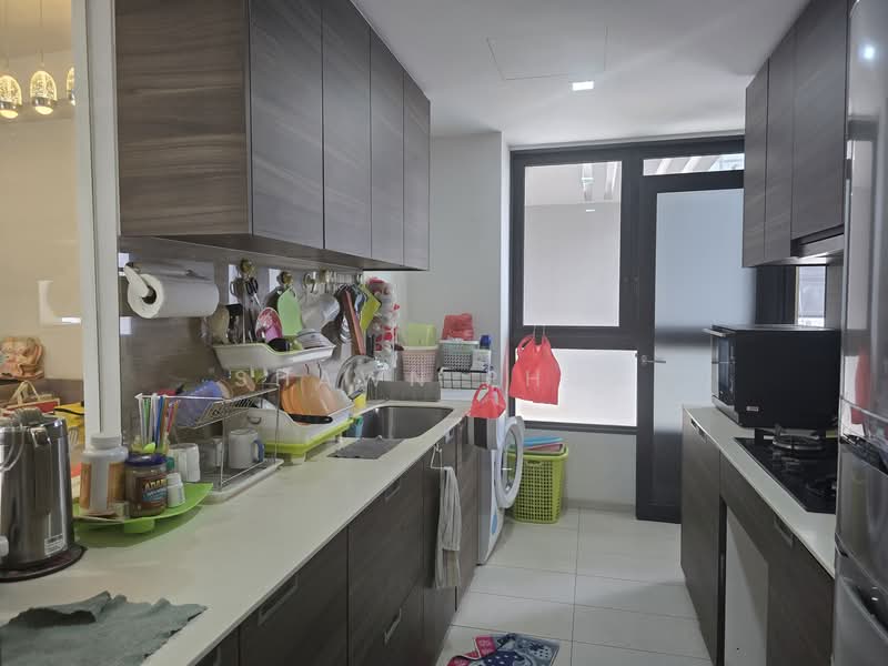 Lush Acres, 7 Fernvale Close, 3 Bedrooms, 1,055 sqft, Executive Condominium For Sale, by Shawn Phua, 500102826 - Kitchen - PropertyGuru.com.sg