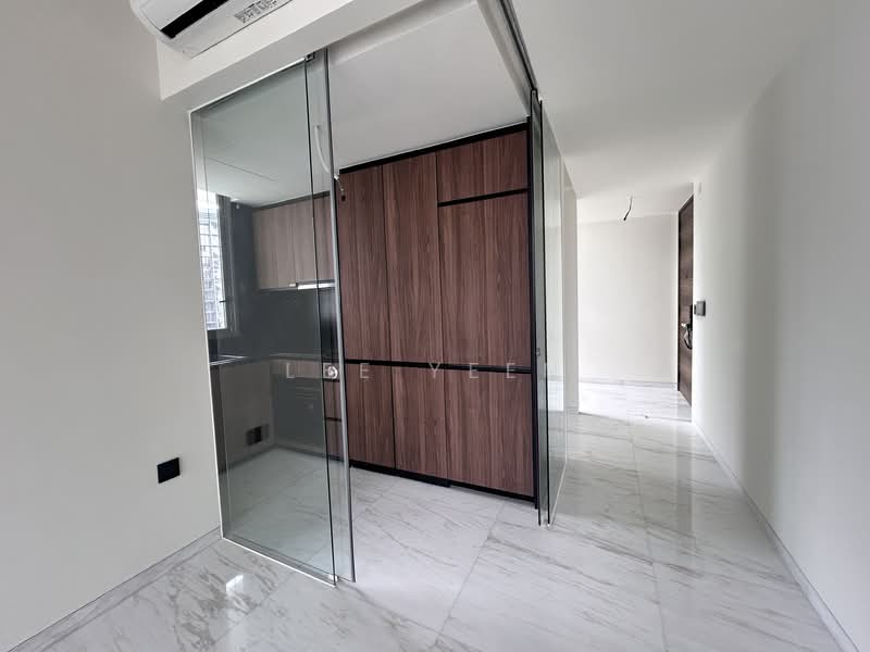 Coastline Residences, 7 Amber Road, 2 Bedrooms, 743 sqft, Condominium For Sale, by Lee Yeen, 500102828 - Kitchen - PropertyGuru.com.sg