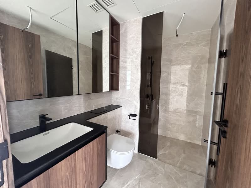 Coastline Residences, 7 Amber Road, 2 Bedrooms, 743 sqft, Condominium For Sale, by Lee Yeen, 500102828 - Bathroom - PropertyGuru.com.sg