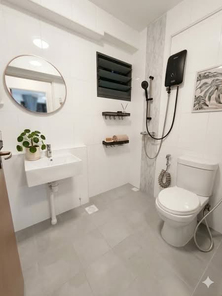 94 Dawson Road, 94 Dawson Road, 3 Bedrooms, 947 sqft, HDB Flat For Sale, by Wanti Said, 500102831 - Bathroom - PropertyGuru.com.sg