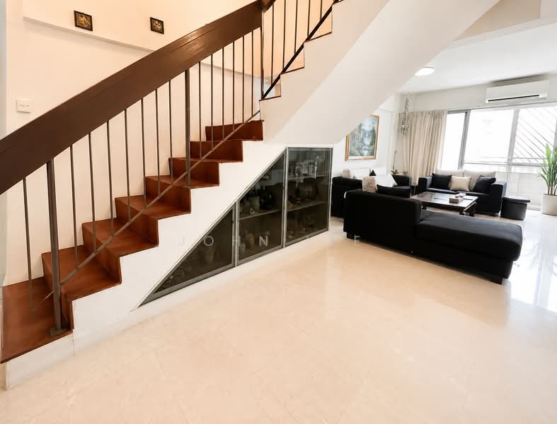 405 Jurong West Street 42, 405 Jurong West Street 42, 4 Bedrooms, 1,604 sqft, HDB Flat For Sale, by John Lee, 500102853 - Living Room - PropertyGuru.com.sg