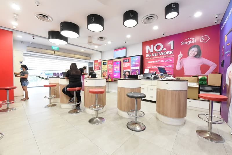 Lucky Plaza, 304 Orchard Road, 884 sqft, Food & Beverage For Sale, by Sherlene Tay, 500102864 - Interior - CommercialGuru.com.sg