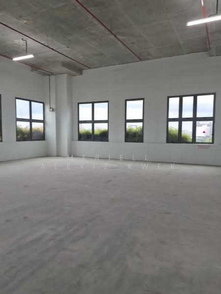 High-Specs Space @ Jalan Papan, Jalan Papan, Boon Lay / Jurong / Tuas, 19,435 sqft, Factory / Workshop (B2) For Rent, by Meriell Alexiz Kwek, 500102866 - Interior - CommercialGuru.com.sg
