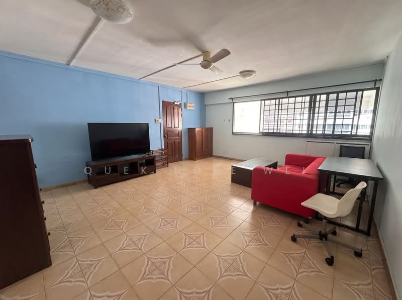236 Hougang Avenue 1, 236 Hougang Avenue 1, 3 Bedrooms, 1,119 sqft, HDB Flat For Rent, by Quek Ngee Wei, 500102872 - Living Room - PropertyGuru.com.sg