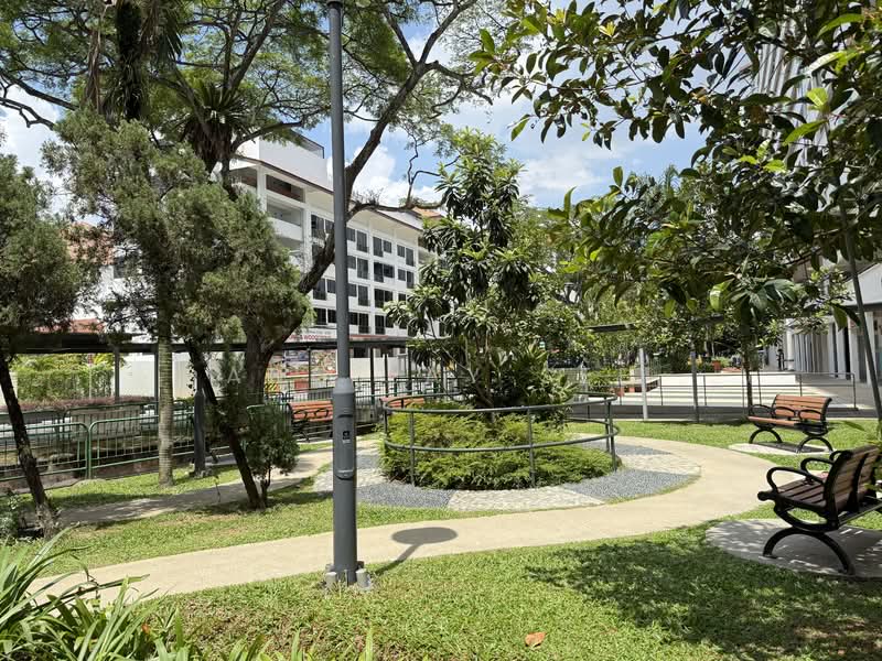 417 Woodlands Street 41, 417 Woodlands Street 41, 3 Bedrooms, 1,259 sqft, HDB Flat For Sale, by Ang Lay See, 500102883 - PropertyGuru.com.sg