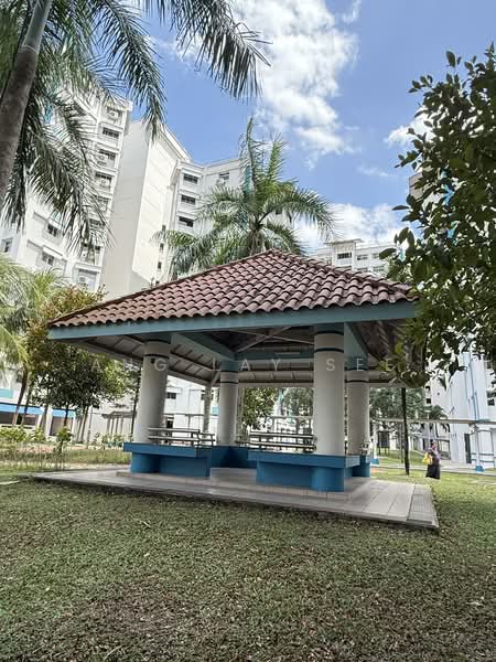 417 Woodlands Street 41, 417 Woodlands Street 41, 3 Bedrooms, 1,259 sqft, HDB Flat For Sale, by Ang Lay See, 500102883 - PropertyGuru.com.sg