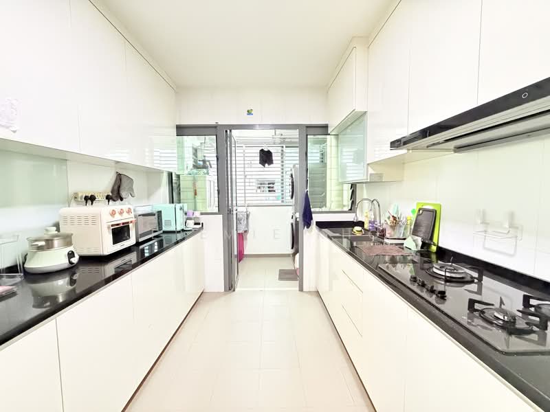 316B Punggol Way, 316B Punggol Way, 4 Bedrooms, 1,216 sqft, HDB Flat For Sale, by Jeremie Khoo, 500102886 - Kitchen - PropertyGuru.com.sg