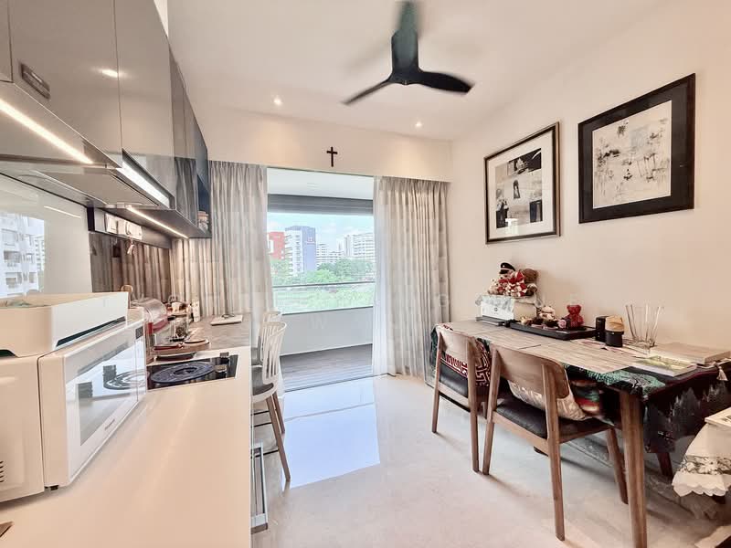 The Tre Ver, 60 Potong Pasir Avenue 1, 1 Bedroom, 484 sqft, Condominium For Sale, by Yvonne Yang Suet Wan, 500102888 - Living | Dining - PropertyGuru.com.sg