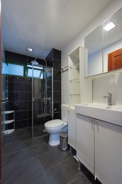 The Aberdeen, 2 Jalan Taman, 3 Bedrooms, 1,302 sqft, Condominium For Sale, by K.S Tan, 500102890 - Bathroom - PropertyGuru.com.sg