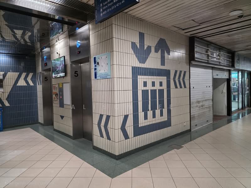 Sim Lim Square, 1 Rochor Canal Road, 387 sqft, Other Retail For Sale, by Alison Lee, 500102905 - Corridor - CommercialGuru.com.sg