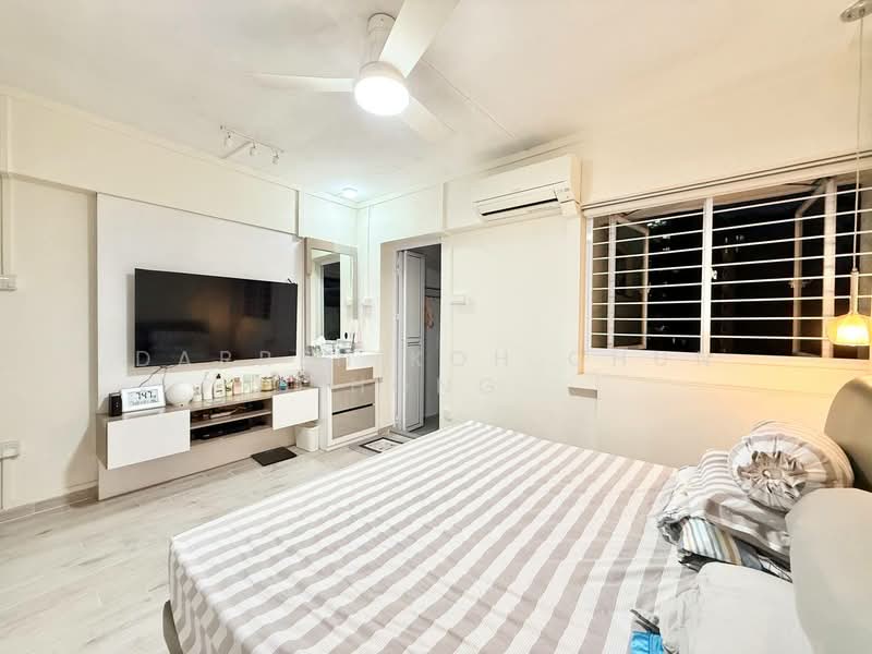 143 Lorong Ah Soo, 143 Lorong Ah Soo, 3 Bedrooms, 1,162 sqft, HDB Flat For Sale, by Darren Koh Chun Hong, 500102915 - Bedroom - PropertyGuru.com.sg