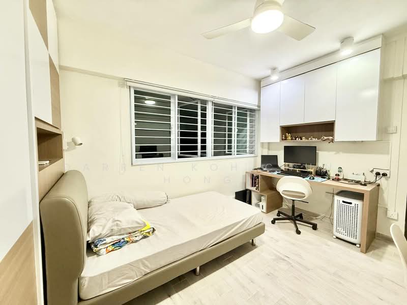 143 Lorong Ah Soo, 143 Lorong Ah Soo, 3 Bedrooms, 1,162 sqft, HDB Flat For Sale, by Darren Koh Chun Hong, 500102915 - Bedroom - PropertyGuru.com.sg