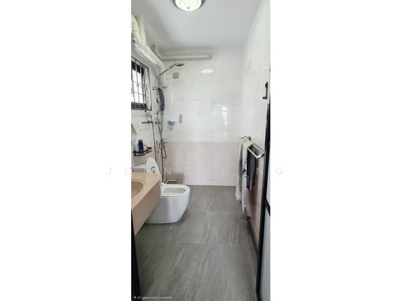 767 Bedok Reservoir View, 767 Bedok Reservoir View, 5 Bedrooms, 1,237 sqft, HDB Flat For Sale, by Johnson Ng, 500102928 - Bathroom - PropertyGuru.com.sg