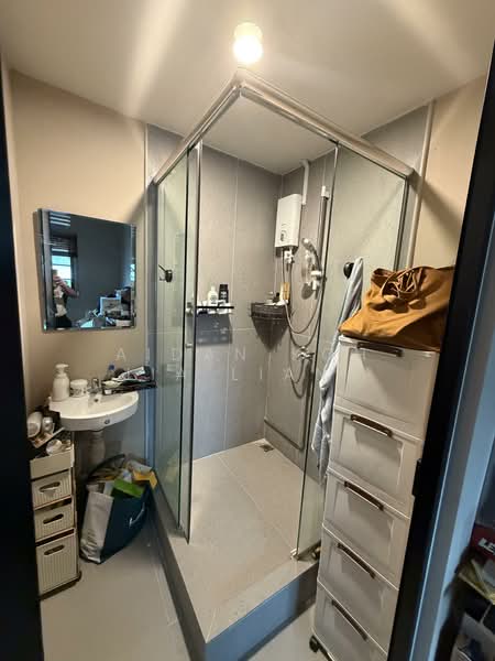 207B lavender Street, , 1,399 sqft, Office For Rent, by Aidan Koh Jia Liang, 500102929 - Bathroom - CommercialGuru.com.sg