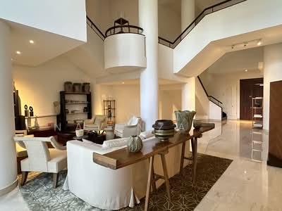 For Rent - The Colonnade