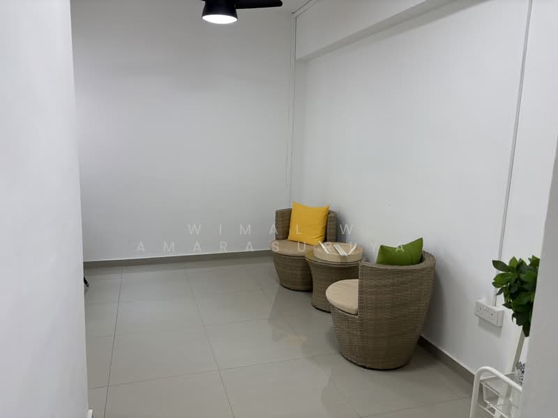 For Sale - 11 Pine Close