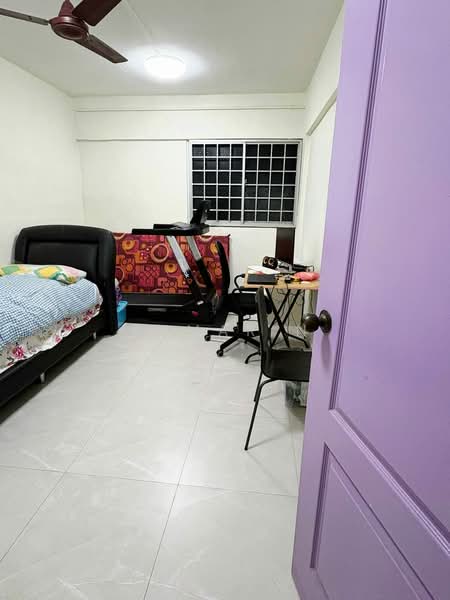 339 Jurong East Avenue 1, 339 Jurong East Avenue 1, 3 Bedrooms, 1,119 sqft, HDB Flat For Sale, by Kumar N, 500102942 - Bedroom - PropertyGuru.com.sg