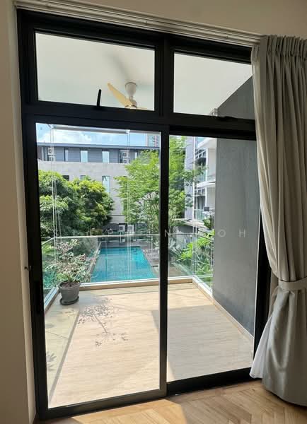 38 Jervois, 38 Jervois Road, 3 Bedrooms, 915 sqft, Condominium For Sale, by Stephen Koh, 500102949 - Balcony - PropertyGuru.com.sg