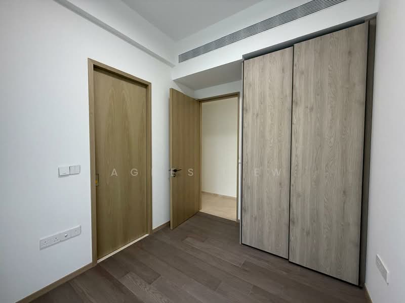 Klimt Cairnhill, 71 Cairnhill Road, 3 Bedrooms, 1,432 sqft, Condominium For Sale, by Agnes Tiew, 500102953 - Bedroom 3 - PropertyGuru.com.sg