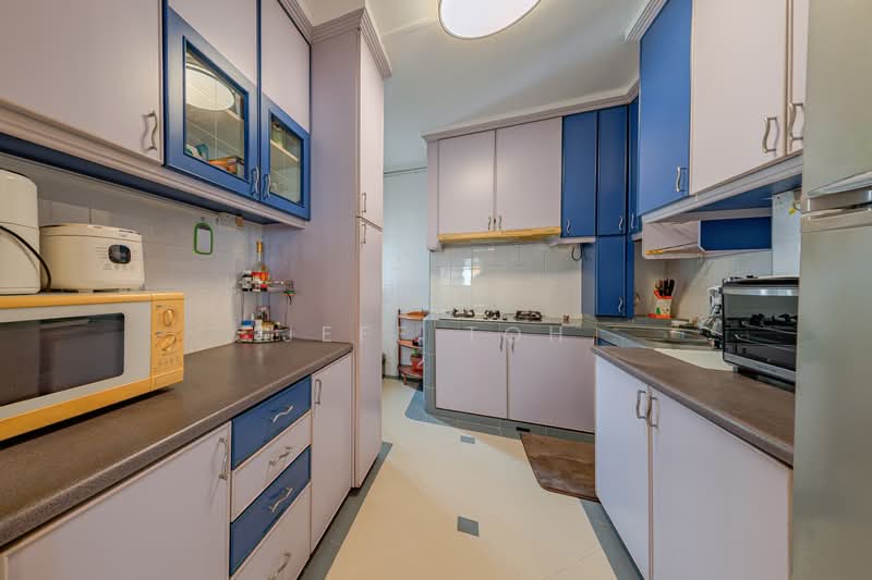 154 Gangsa Road, 154 Gangsa Road, 3 Bedrooms, 1,302 sqft, HDB Flat For Sale, by Jeff Toh, 500102955 - Kitchen - PropertyGuru.com.sg