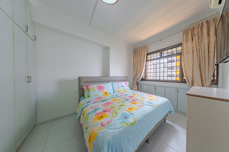 154 Gangsa Road, 154 Gangsa Road, 3 Bedrooms, 1,302 sqft, HDB Flat For Sale, by Jeff Toh, 500102955 - Bedroom - PropertyGuru.com.sg