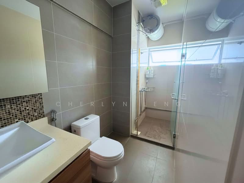 910 Jurong West Street 91, 910 Jurong West Street 91, 4 Bedrooms, 1,560 sqft, HDB Flat For Sale, by Cherlyn Leng, 500102961 - Common Bathroom L2 - Artist's Impression - PropertyGuru.com.sg