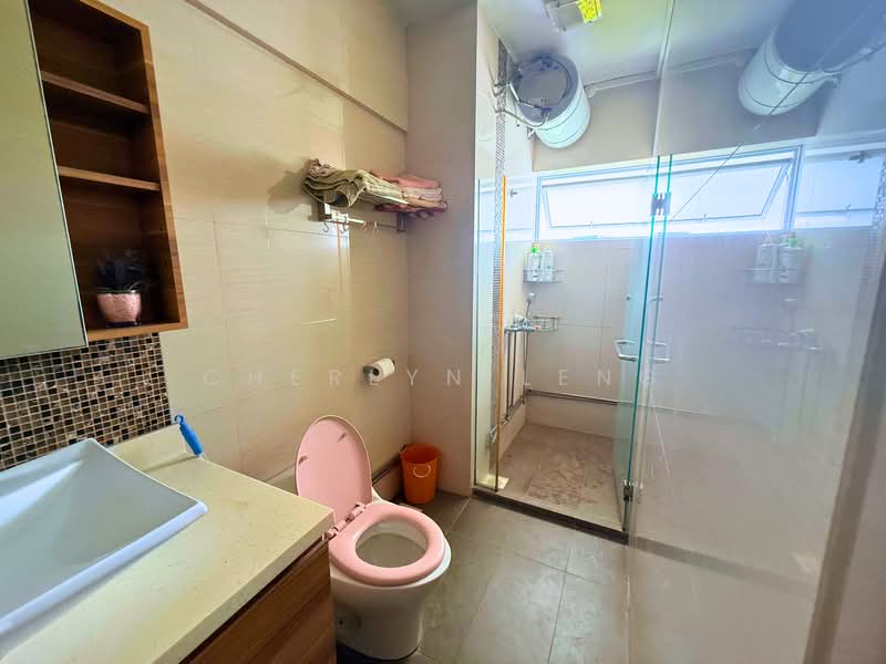 910 Jurong West Street 91, 910 Jurong West Street 91, 4 Bedrooms, 1,560 sqft, HDB Flat For Sale, by Cherlyn Leng, 500102961 - Common Bathroom L2 - Original - PropertyGuru.com.sg