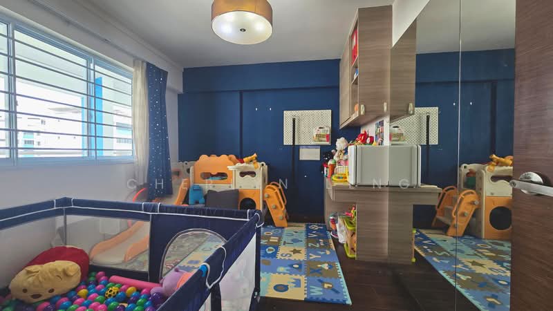 910 Jurong West Street 91, 910 Jurong West Street 91, 4 Bedrooms, 1,560 sqft, HDB Flat For Sale, by Cherlyn Leng, 500102961 - Study/Room Level 1 - Original - PropertyGuru.com.sg