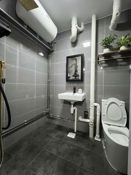 433 Yishun Avenue 6, 433 Yishun Avenue 6, 4 Bedrooms, 1,119 sqft, HDB Flat For Sale, by Benson Yew, 500102963 - Bathroom - PropertyGuru.com.sg