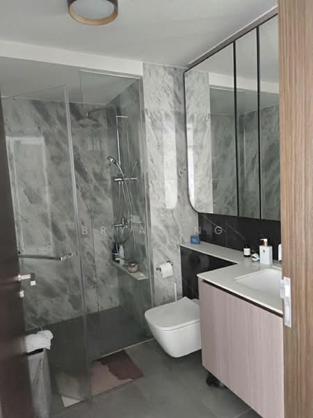 The Watergardens at Canberra, 27 Canberra Drive, 2 Bedrooms, 678 sqft, Condominium For Rent, by Bryan Ng, 500102971 - Bathroom - PropertyGuru.com.sg