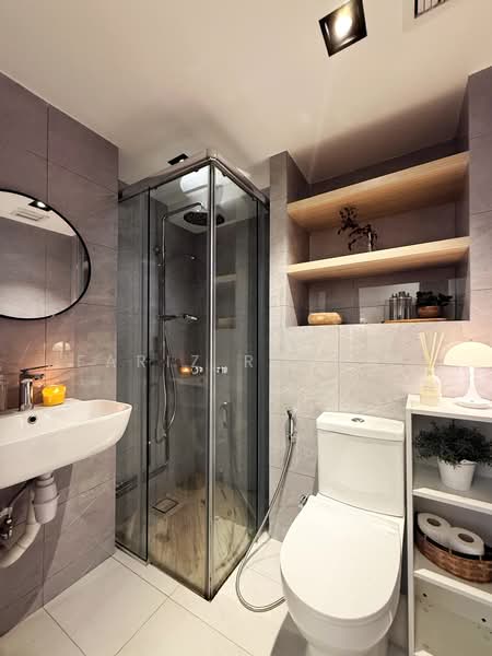 Riverwalk Apartments, 20 Upper Circular Road, Room Rental, 120 sqft, Apartment For Rent, by Fariz Rashid, 500102981 - Bathroom - PropertyGuru.com.sg