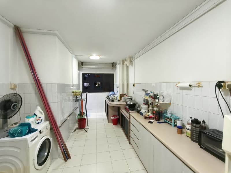 131 Cashew Road, 131 Cashew Road, 2 Bedrooms, 786 sqft, HDB Flat For Sale, by Thomas Ong, 500102982 - Kitchen - PropertyGuru.com.sg