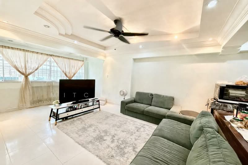 For Sale - 349 Tampines Street 33