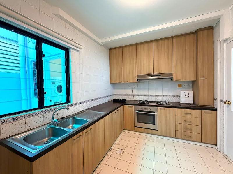 Siglap Center, 55 Siglap Road, East Coast / Marine Parade, 3 Bedrooms, 1,290 sqft, Apartment For Rent, by Xavier Aw (欧伟廷), 500102990 - Kitchen - PropertyGuru.com.sg