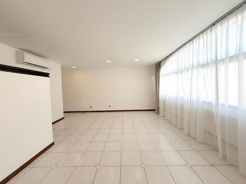 Siglap Center, 55 Siglap Road, East Coast / Marine Parade, 3 Bedrooms, 1,290 sqft, Apartment For Rent, by Xavier Aw (欧伟廷), 500102990 - Living Room - PropertyGuru.com.sg