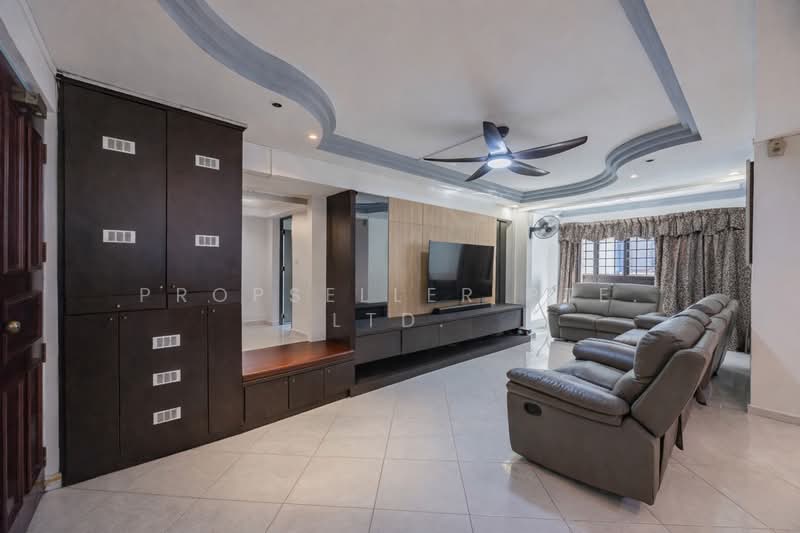 For Sale - 967 Hougang Avenue 9