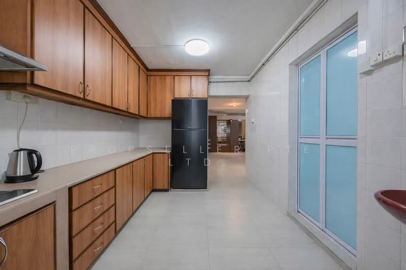 967 Hougang Avenue 9, 967 Hougang Avenue 9, 4 Bedrooms, 1,474 sqft, HDB Flat For Sale, by Florence Ho, 500102991 - Kitchen - PropertyGuru.com.sg