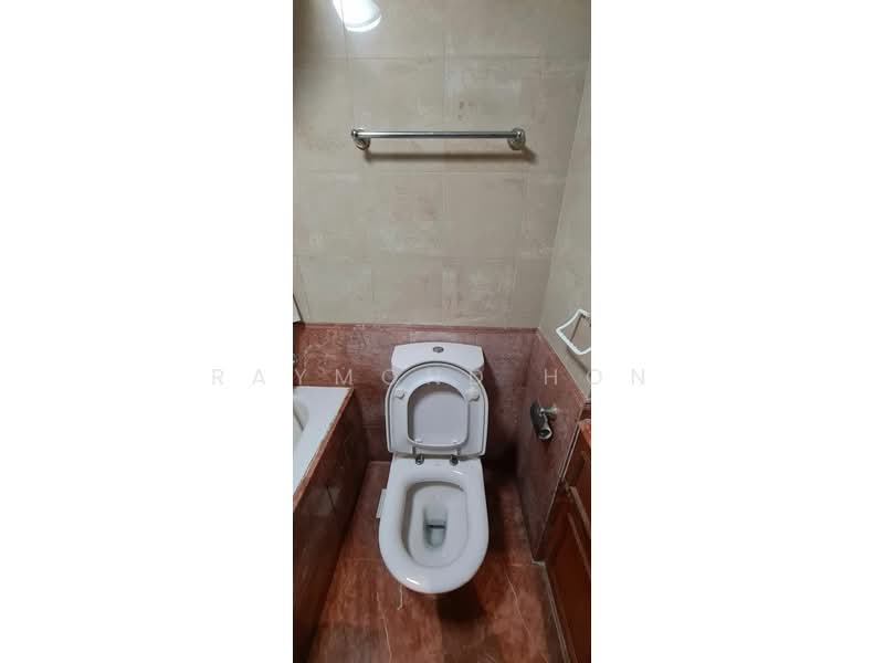 Regentville, 6 Hougang Street 92, 2 Bedrooms, 980 sqft, Condominium For Rent, by Raymond Hon, 500102998 - Bathroom - PropertyGuru.com.sg