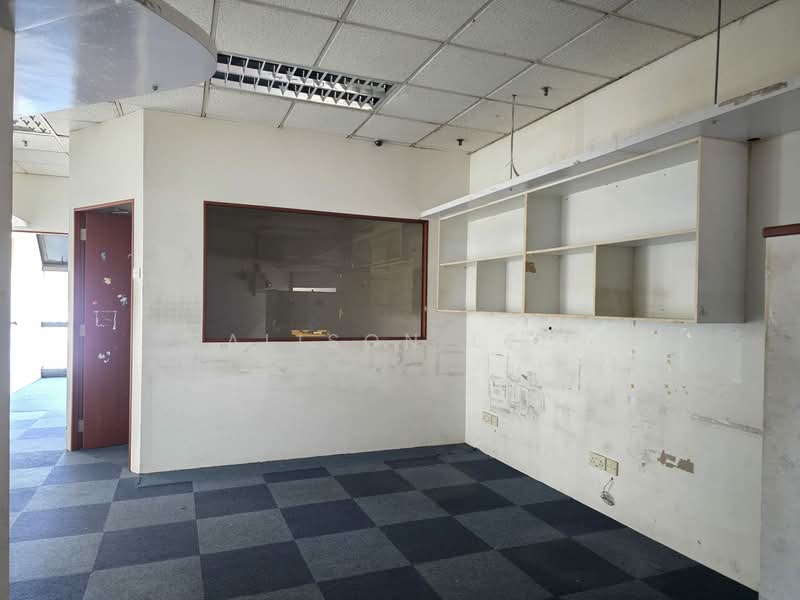 Sim Lim Square, 1 Rochor Canal Road, 1,722 sqft, Other Retail For Sale, by Alison Lee, 500103009 - Interior - CommercialGuru.com.sg