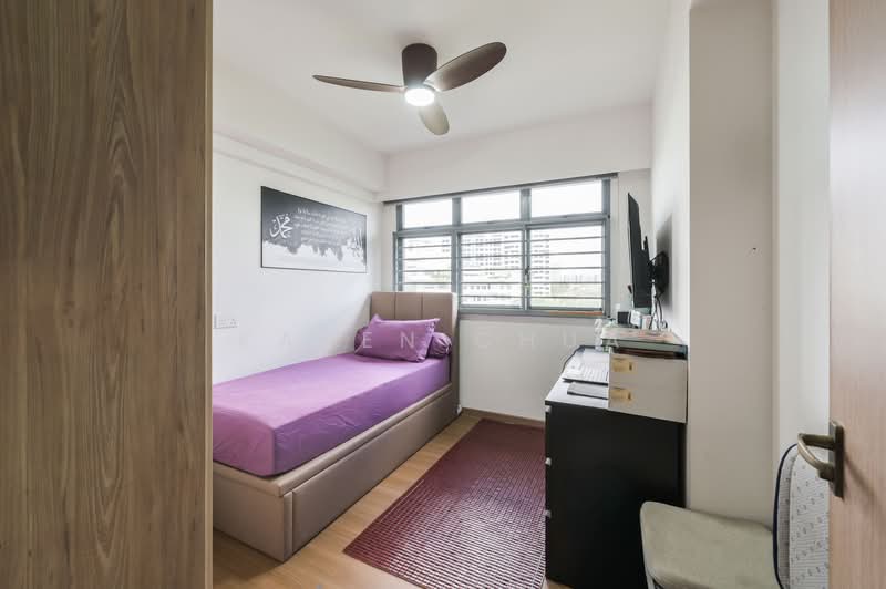 618A Tampines Street 61, 618A Tampines Street 61, 3 Bedrooms, 1,001 sqft, HDB Flat For Sale, by Karen Chua, 500103013 - Bedroom - PropertyGuru.com.sg