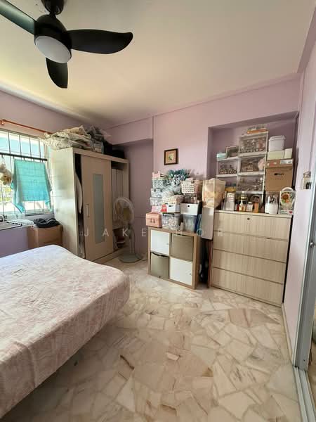 412 Yishun Ring Road, 412 Yishun Ring Road, 4 Bedrooms, 1,324 sqft, HDB Flat For Sale, by Jake Hor, 500103019 - Bedroom - PropertyGuru.com.sg