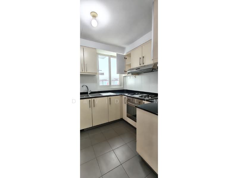 The Warren, 37 Choa Chu Kang Loop, 3 Bedrooms, 1,238 sqft, Condominium For Sale, by David Lim, 500103021 - Kitchen - PropertyGuru.com.sg