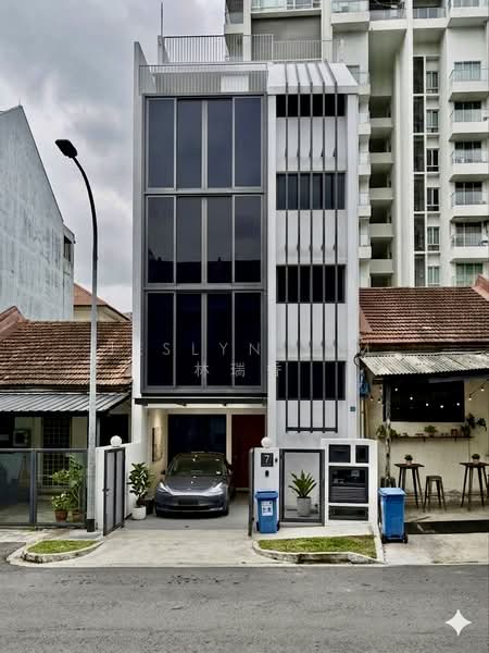 Freehold Prome Road New Terrace near Novena, Prome Road, 10+ Bedrooms, 4,210 sqft, Terraced House For Sale, by Jeslyn Lim 林瑞香, 500103024 - Exterior - PropertyGuru.com.sg