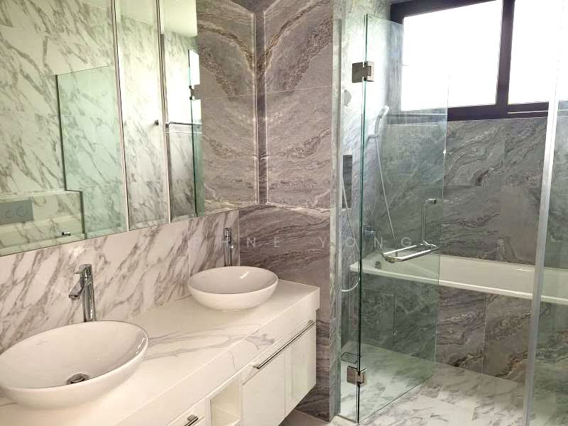 ⭐️ Brand New 5 BR Landed Home @ Holland ⭐️ 9070 5688 Daphne, , 5 Bedrooms, 4,574 sqft, Terraced House For Sale, by Daphne Yong, 500103026 - Bathroom - PropertyGuru.com.sg