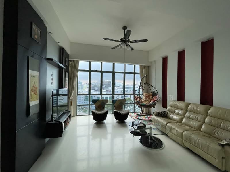 Tanglin Regency, 381 Tanglin Road, 3 Bedrooms, 1,109 sqft, Condominium For Rent, by Sean Kok 郭兆南, 500103030 - Living Room - PropertyGuru.com.sg